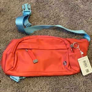 Lululemon On the beat belt bag